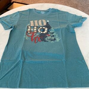 Medium Holiday/ Christmas t shirt